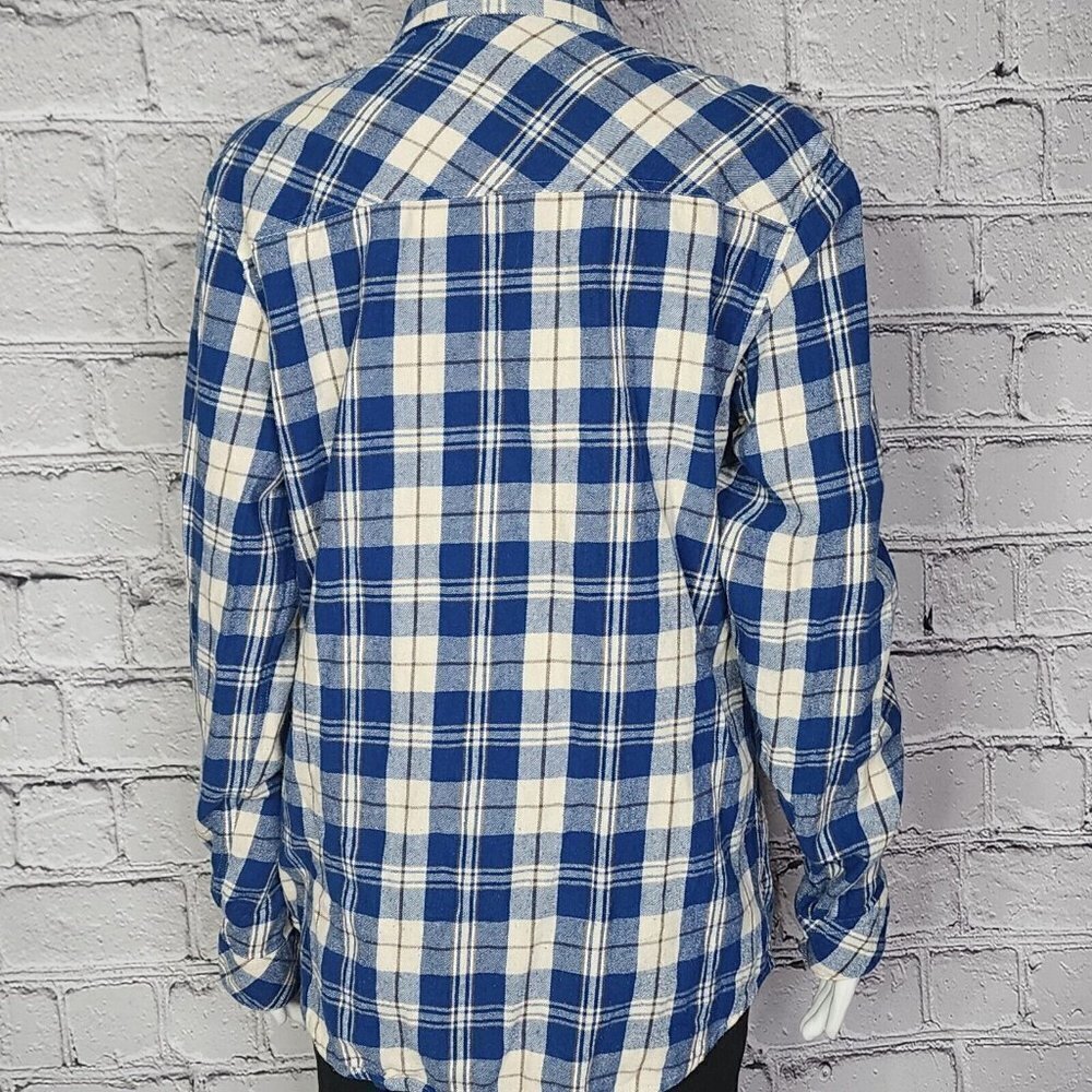 Netflix Stranger Things Plaid Boyfriend Shirt, Women's Medium - Picture 5 of 14